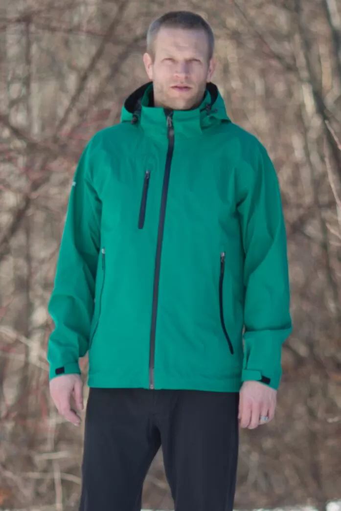 df7672_emerald_crop_outdoors-1